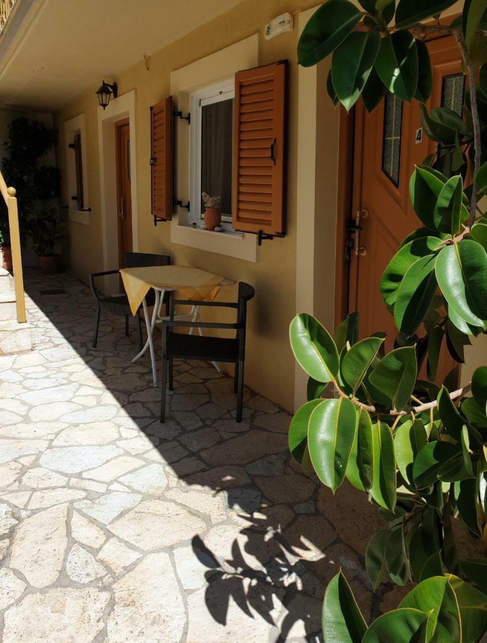 Epi Apartments Lourdata  Exterior photo